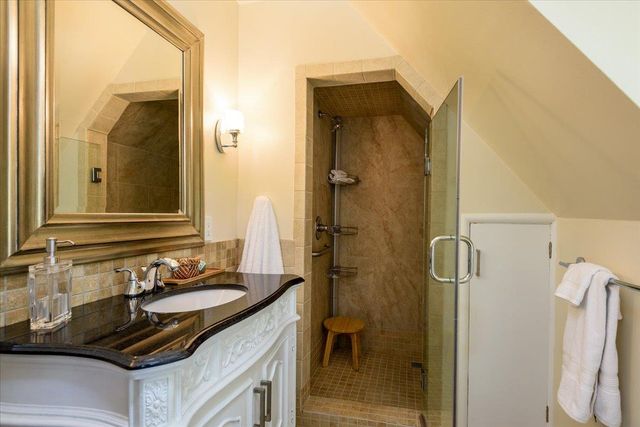 819 HOLLY Road, Belmont, CA 94002