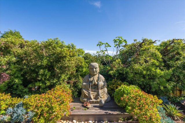 819 HOLLY Road, Belmont, CA 94002