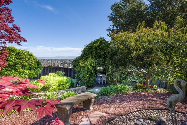 819 HOLLY Road, Belmont, CA 94002