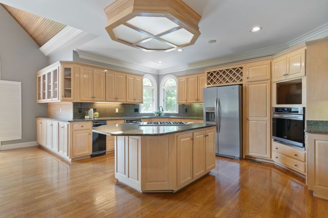 2831 Polo Club Rd, Nashville, TN 37221