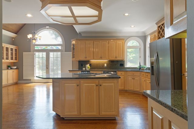 2831 Polo Club Rd, Nashville, TN 37221