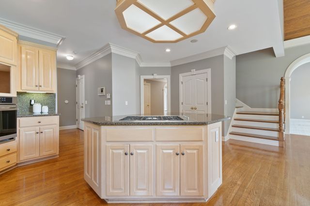 2831 Polo Club Rd, Nashville, TN 37221