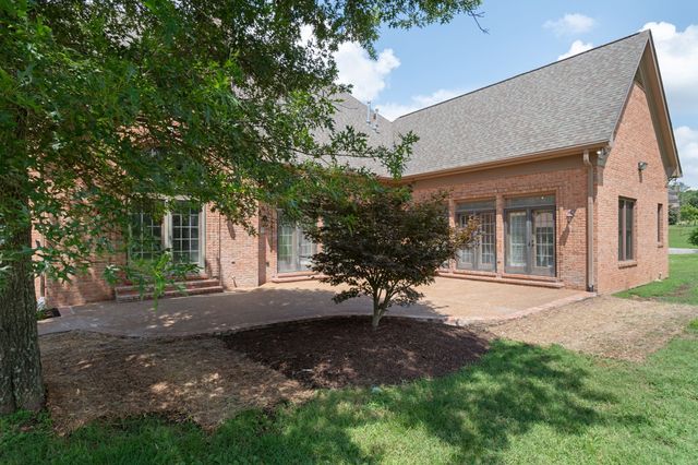 2831 Polo Club Rd, Nashville, TN 37221