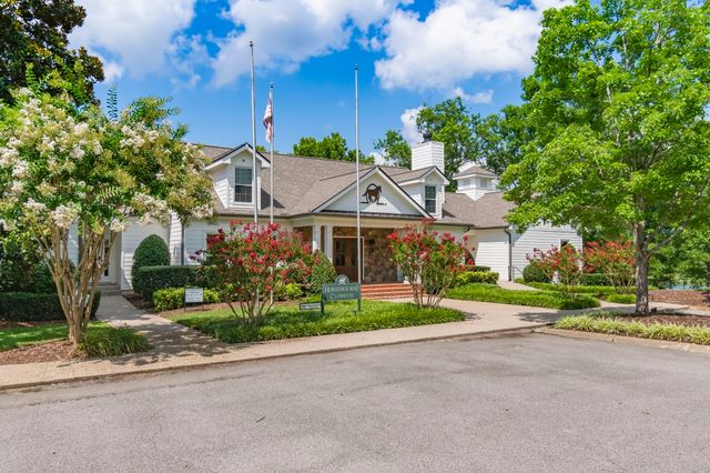 2831 Polo Club Rd, Nashville, TN 37221