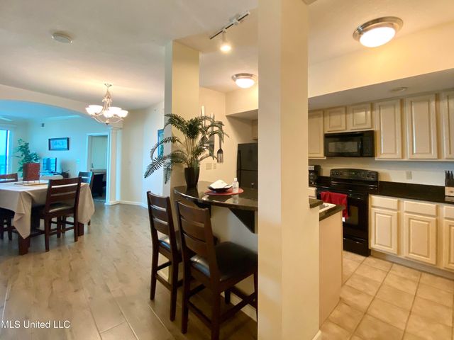 2228 Beach Drive, 504, Gulfport, MS 39507