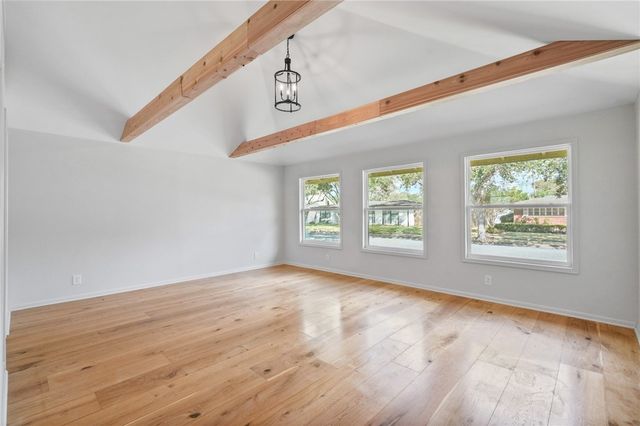 301 Pasadena Pl, Corpus Christi, TX 78411