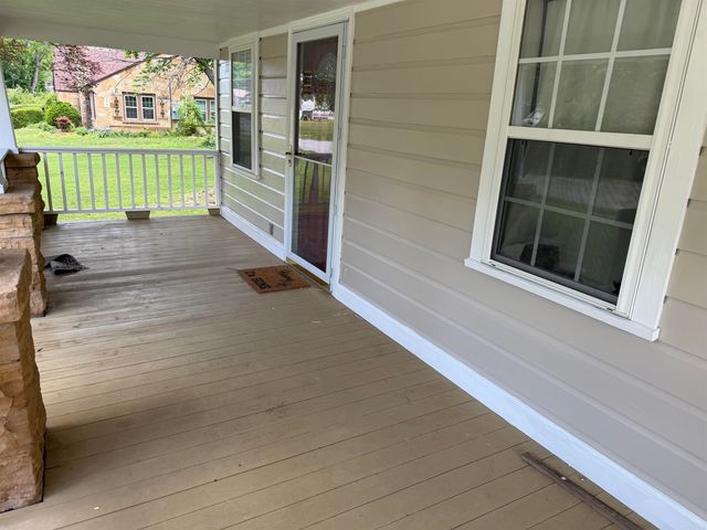 218 Brewer Avenue, Mountain View, AR 72560