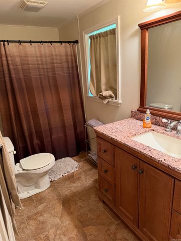 218 Brewer Avenue, Mountain View, AR 72560