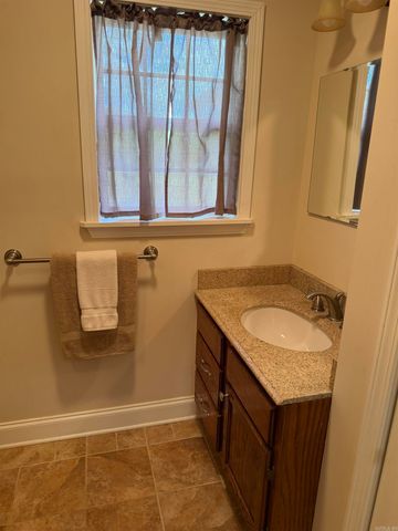 218 Brewer Avenue, Mountain View, AR 72560