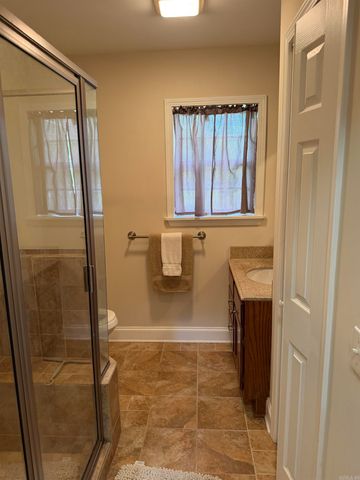 218 Brewer Avenue, Mountain View, AR 72560