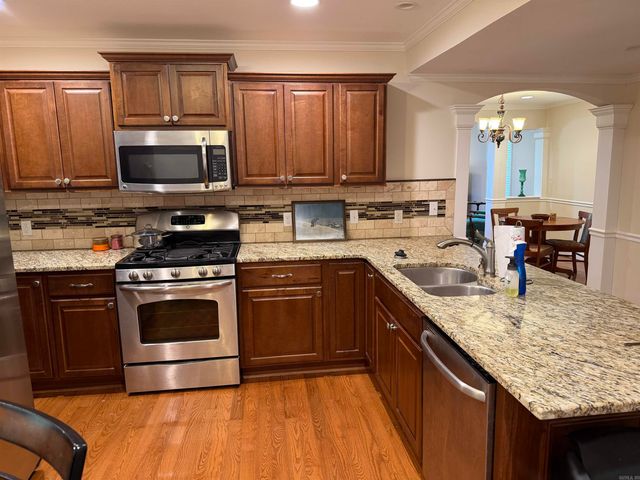 218 Brewer Avenue, Mountain View, AR 72560