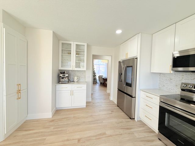 4916 S Buckingham Lane, Springfield, MO 65810