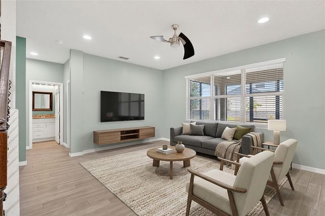 5271 BRYDON WOODS CIRCLE, St Cloud, FL 34771