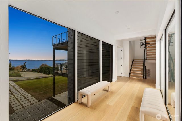 29816 23rd Avenue SW, Federal Way, WA 98023