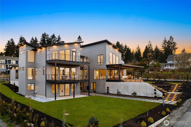 29816 23rd Avenue SW, Federal Way, WA 98023