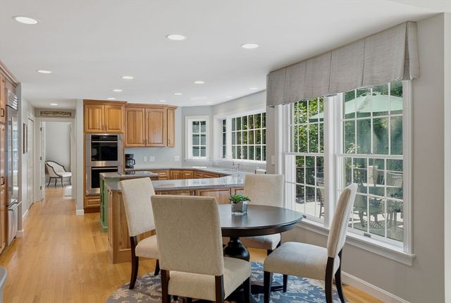 8 Ashland Road, Boxford, MA 01921
