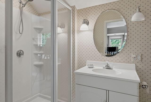 8 Ashland Road, Boxford, MA 01921