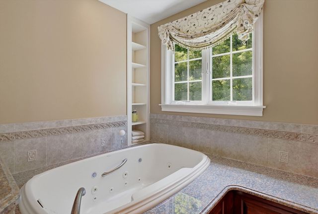 8 Ashland Road, Boxford, MA 01921