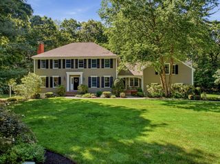 8 Ashland Road, Boxford, MA 01921