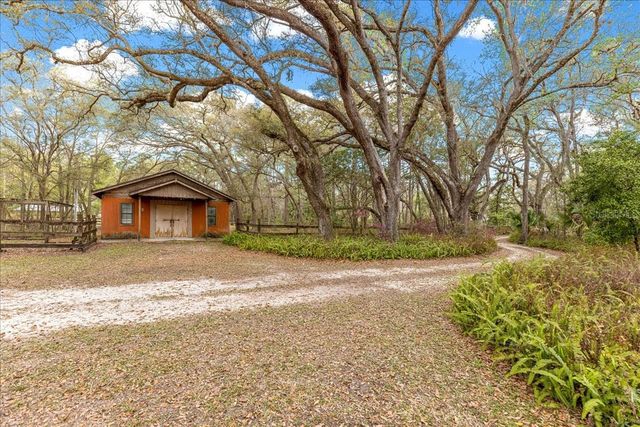 6750 NE 137TH PLACE, Citra, FL 32113