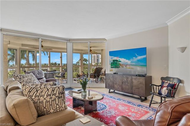 4021 Gulf Shore BLVD N 202, Naples, FL 34103