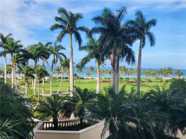 4021 Gulf Shore BLVD N 202, Naples, FL 34103