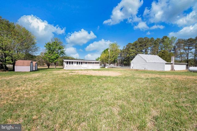 8145 SEAYS RD, Spotsylvania, VA 22551