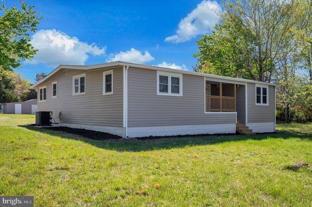 8145 SEAYS RD, Spotsylvania, VA 22551