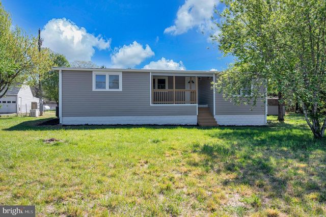 8145 SEAYS RD, Spotsylvania, VA 22551