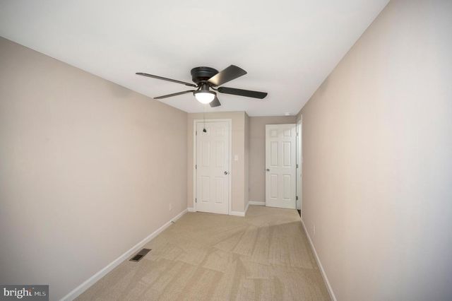 8145 SEAYS RD, Spotsylvania, VA 22551