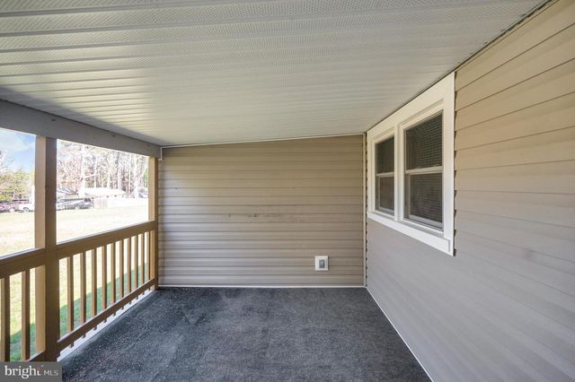 8145 SEAYS RD, Spotsylvania, VA 22551
