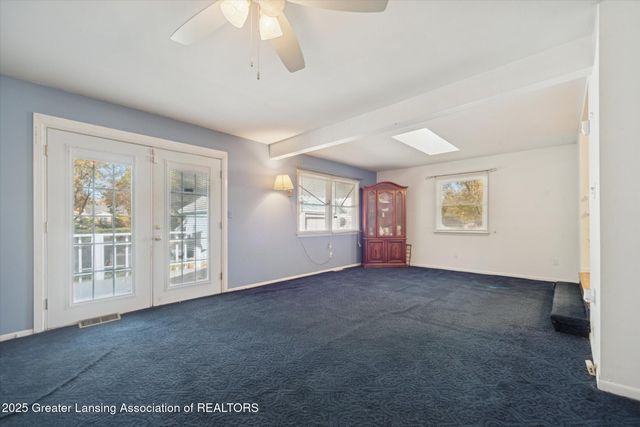 1327 N Jenison Avenue, Lansing, MI 48915