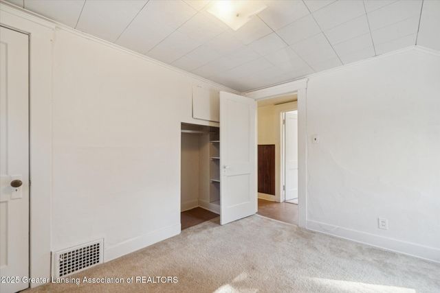 1327 N Jenison Avenue, Lansing, MI 48915