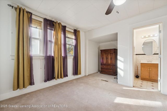 1327 N Jenison Avenue, Lansing, MI 48915