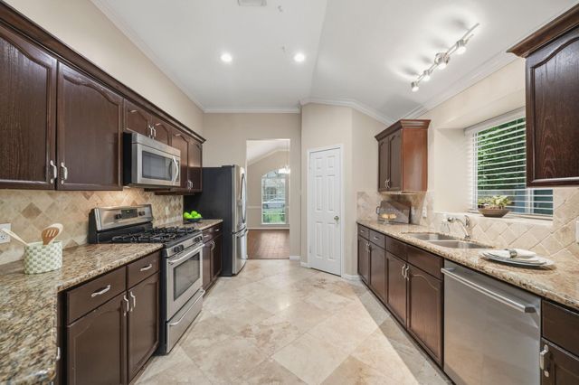 223 W New Meadows Drive, Sugar Land, TX 77479