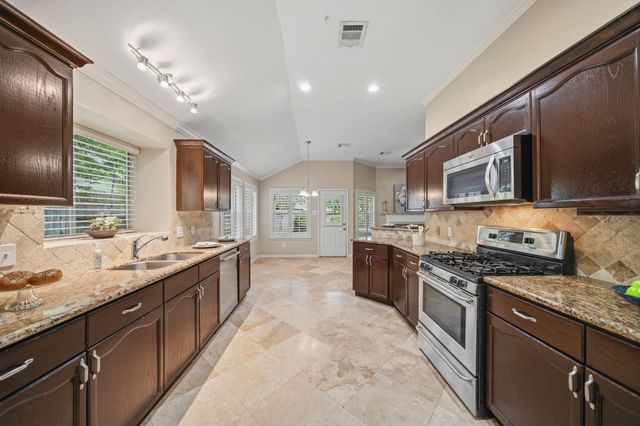 223 W New Meadows Drive, Sugar Land, TX 77479