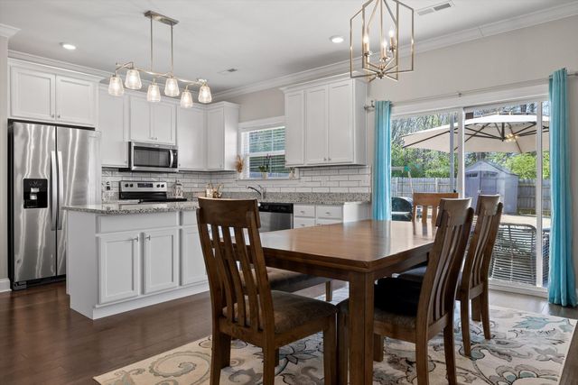 8145 Cobblestone Drive SW, Cleveland, TN 37311