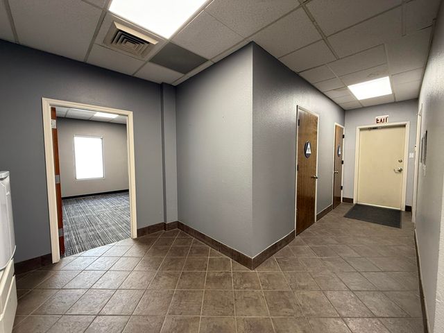 748 N Market Street, Redding, CA 96003