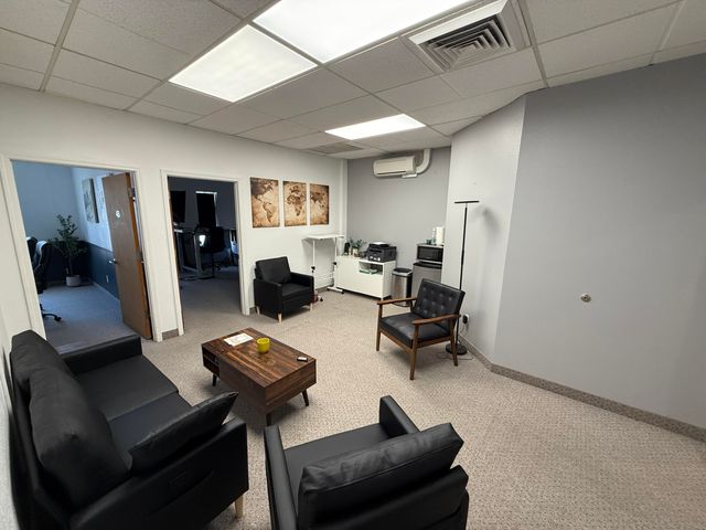 748 N Market Street, Redding, CA 96003