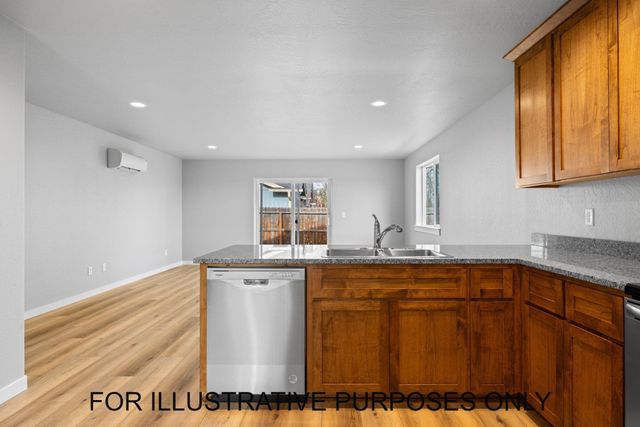 4718 Gebhard Road, Central Point, OR 97502