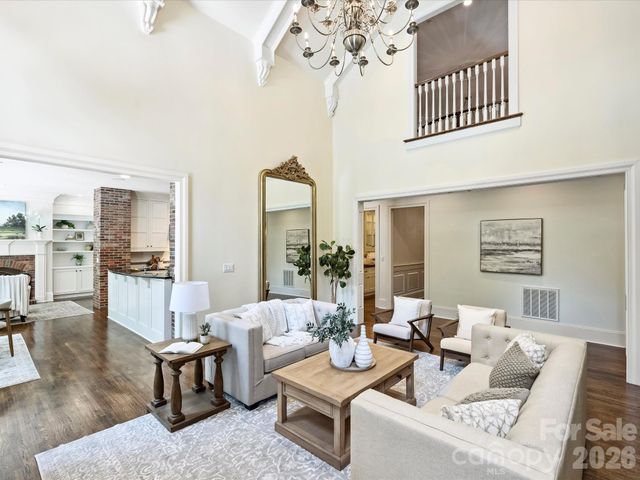 9146 Heydon Hall Circle, Charlotte, NC 28210