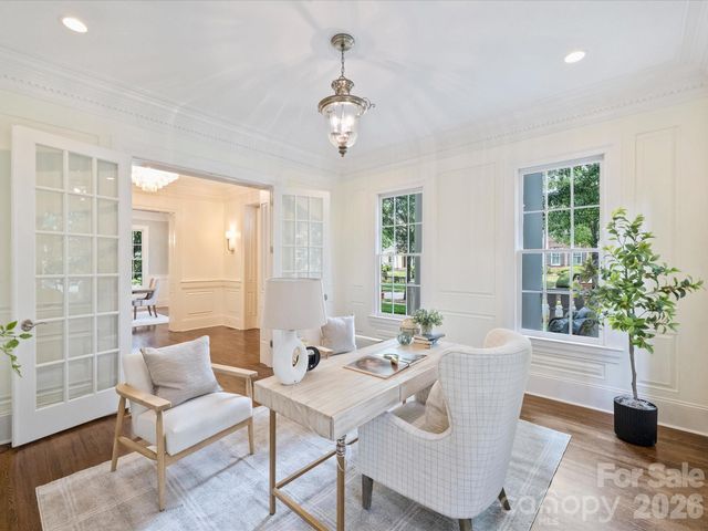 9146 Heydon Hall Circle, Charlotte, NC 28210