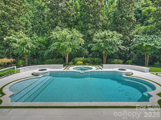 9146 Heydon Hall Circle, Charlotte, NC 28210
