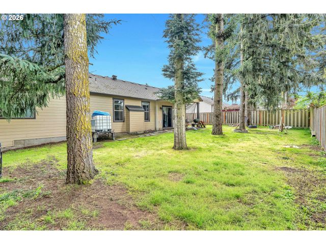580 E AZALEA St, Yamhill, OR 97148