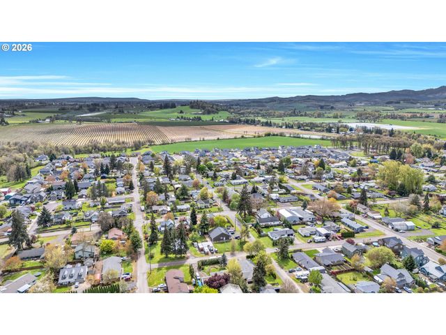 580 E AZALEA St, Yamhill, OR 97148