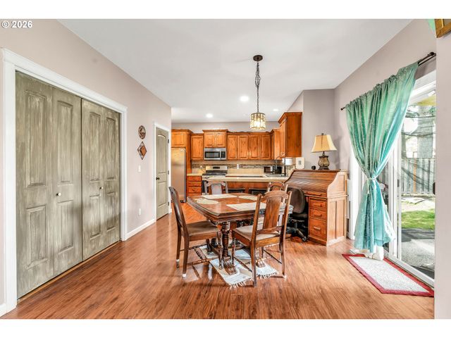 580 E AZALEA St, Yamhill, OR 97148