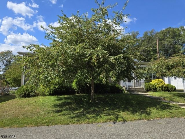 93 Mt Pleasant 14, Rockaway Twp., NJ 07866