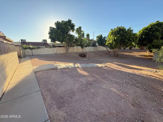 6454 E UNIVERSITY Drive 2, Mesa, AZ 85205