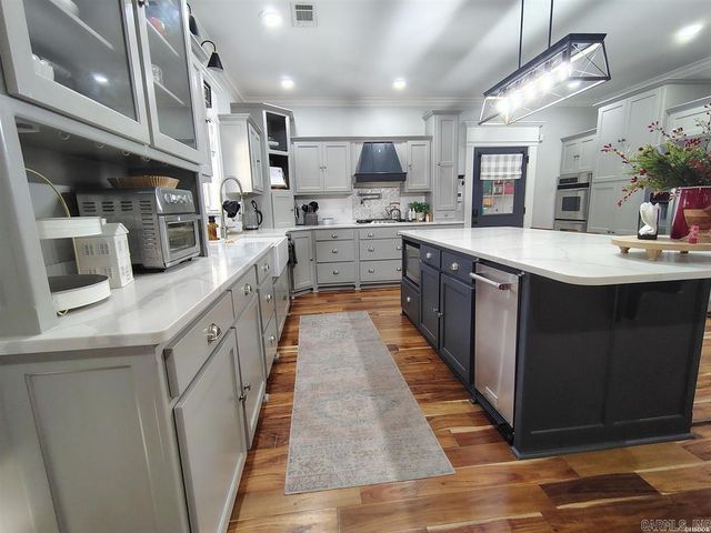 205 bellaire Loop, Hot Springs, AR 71901