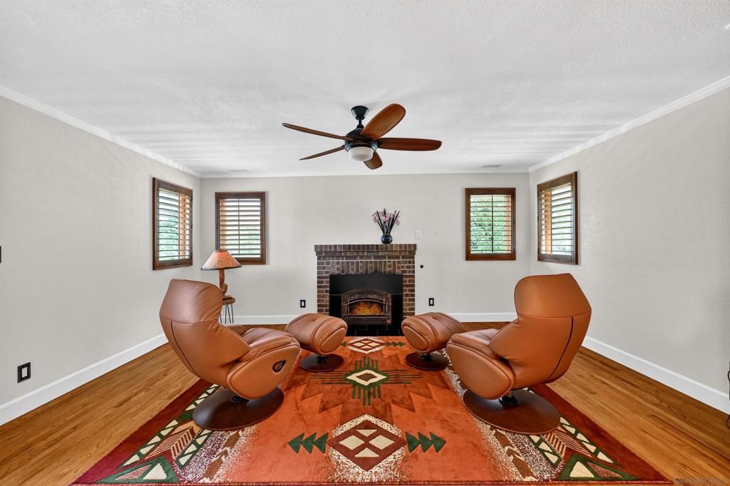 Image 16 of property listing at 2020 Prospect Pl., Julian, CA 92036